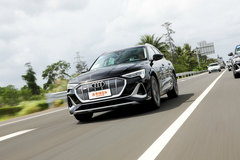 奧迪e-tron?2021款 50 quattro? 尊享型功能強嗎?奧迪e-tron購車手冊