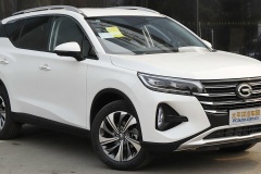 奔馳e級自動剎車在哪