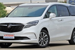 奔馳自動泊車夜里能用嗎