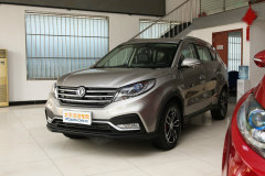 2020款 1.8L 手動舒適型?風(fēng)光580外觀怎么樣?風(fēng)光580購車手冊