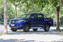 2020款 2.4T 汽油四驅豪華型 國VI?御風P16細節怎么樣?御風P16購車手冊