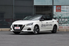 中型車哪款車更好 5座 天籟同2021款 凱美瑞比較買哪個好