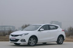 2015款 1.5T AT 炫酷型?逸動XT有什么配置?逸動XT購車手冊