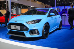 ?？怂?進口)?2015款 2.0T ST 熱血橙色版空間寬敞嗎?福克斯(進口)購車手冊