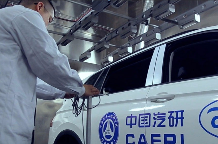 斯柯達明銳車內異味需重視