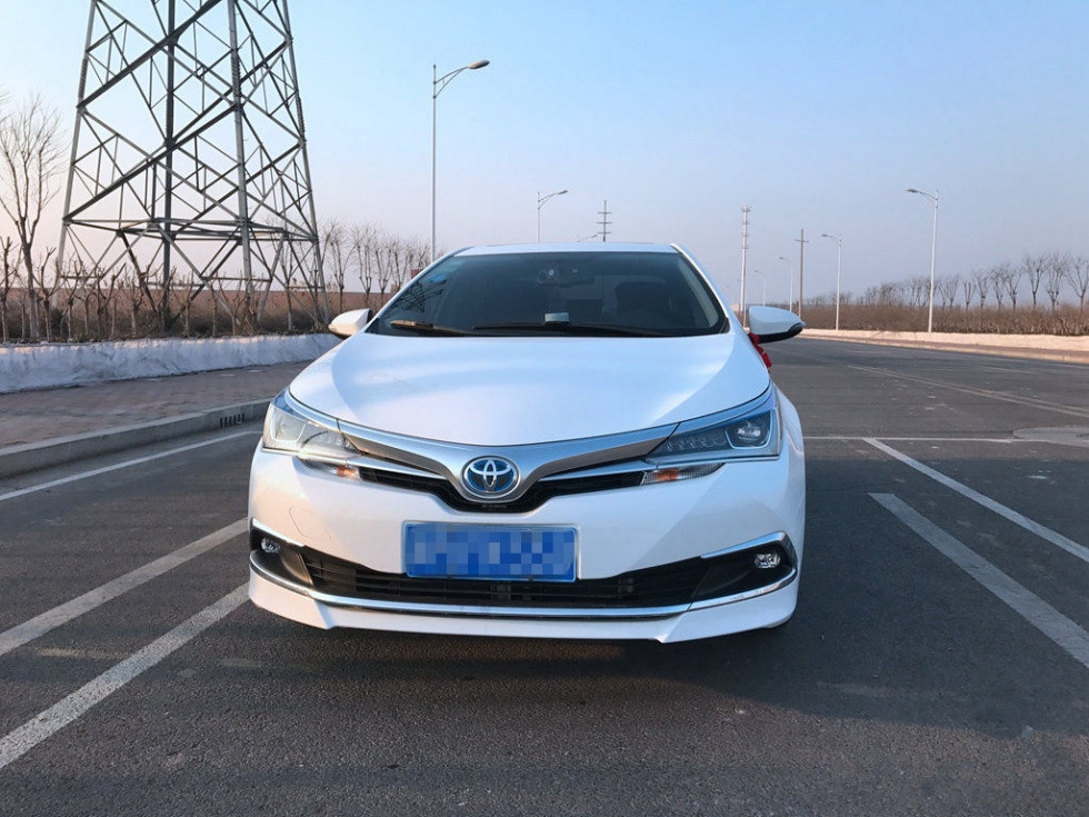 雙擎卡羅拉用車報(bào)告：工藝待加強(qiáng)、油耗4.6L，顏值在線