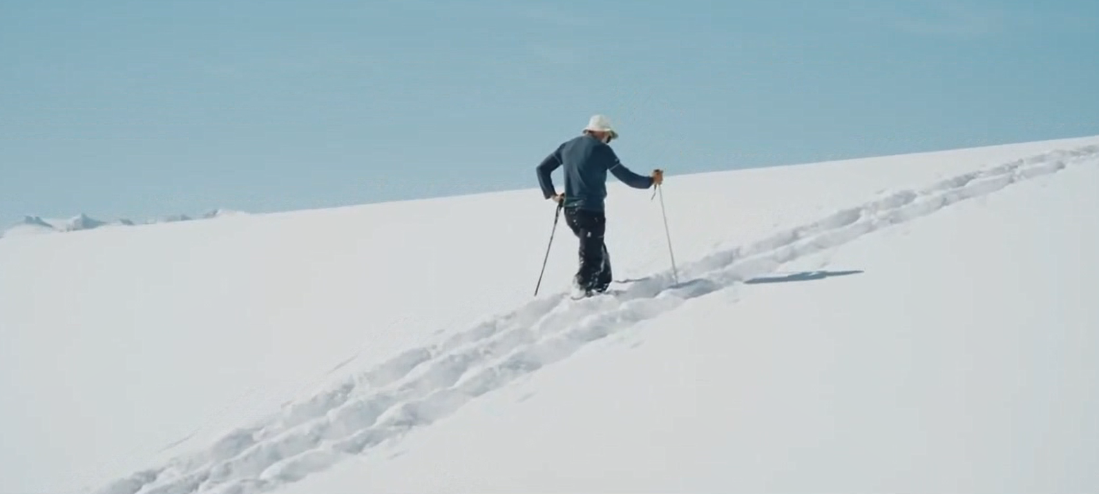 踏雪留痕