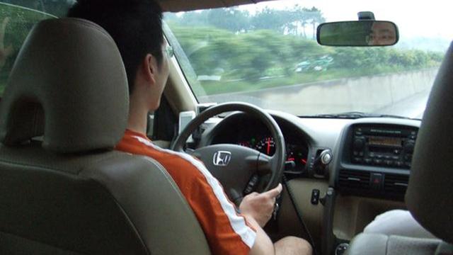 開幾萬塊的車什么感覺？被沒車的人看不起，真的扎心了