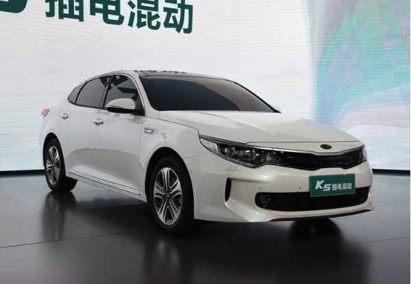 起亞K5插電混動車型 ，下半年上市后到底能不能買？