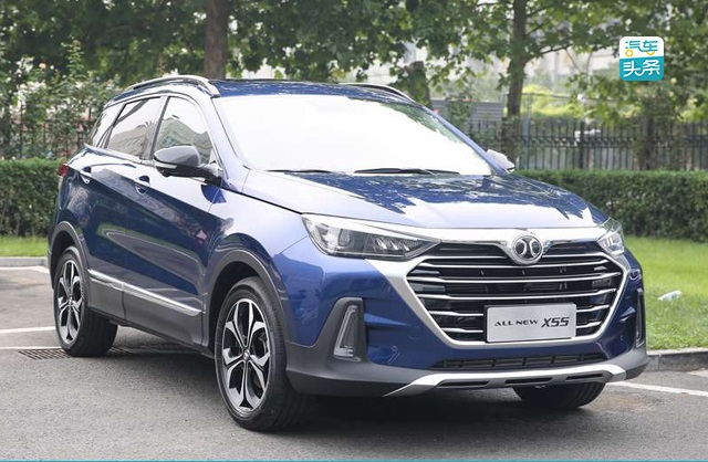 車身更大增加智能配置，實(shí)拍詳解新一代紳寶X55