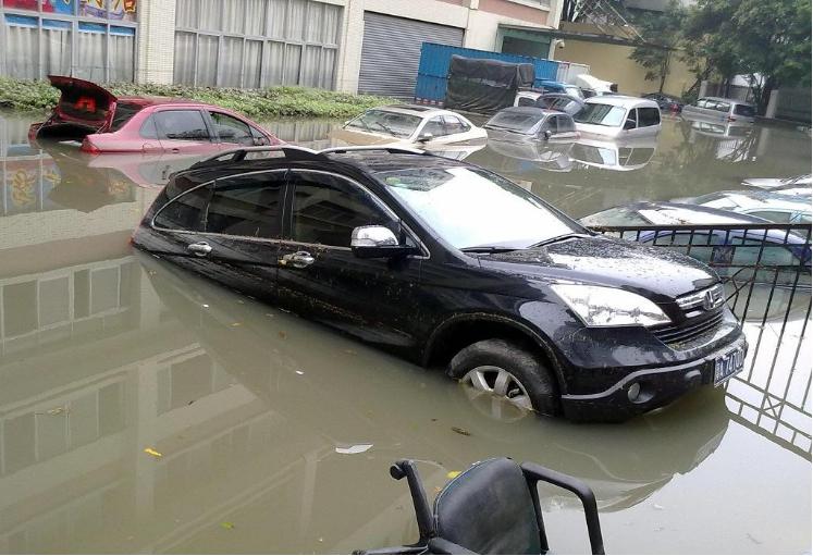 盘点雨季使用电动汽车注意事项