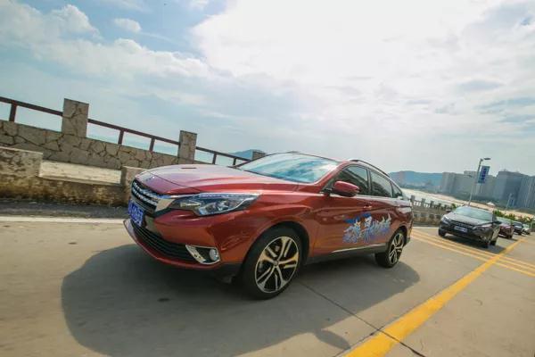 我和東風日產的大兒子在海邊共度良宵,可還行?