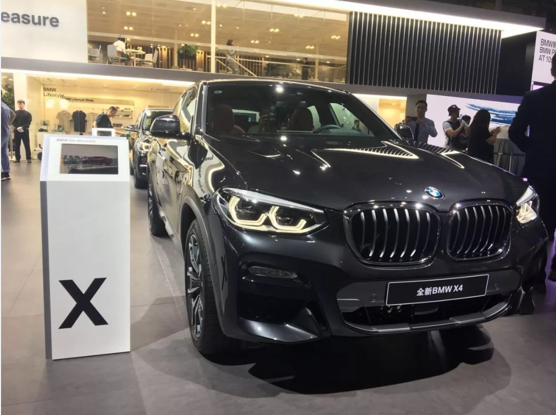 全新BMW X4成都车展惊艳上市