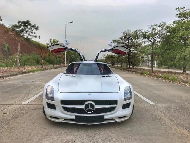 奔驰SLS AMG，一款58W就能拥有的鸥翼门超级跑车