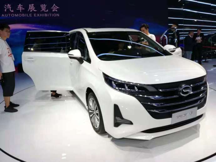 广汽传祺gm6广州车型公布预售价,价格区间11.5-16.