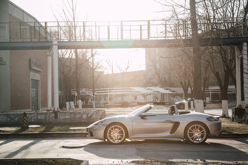 試駕保時捷718 Boxster 冬日就應該敞開篷享受暖陽