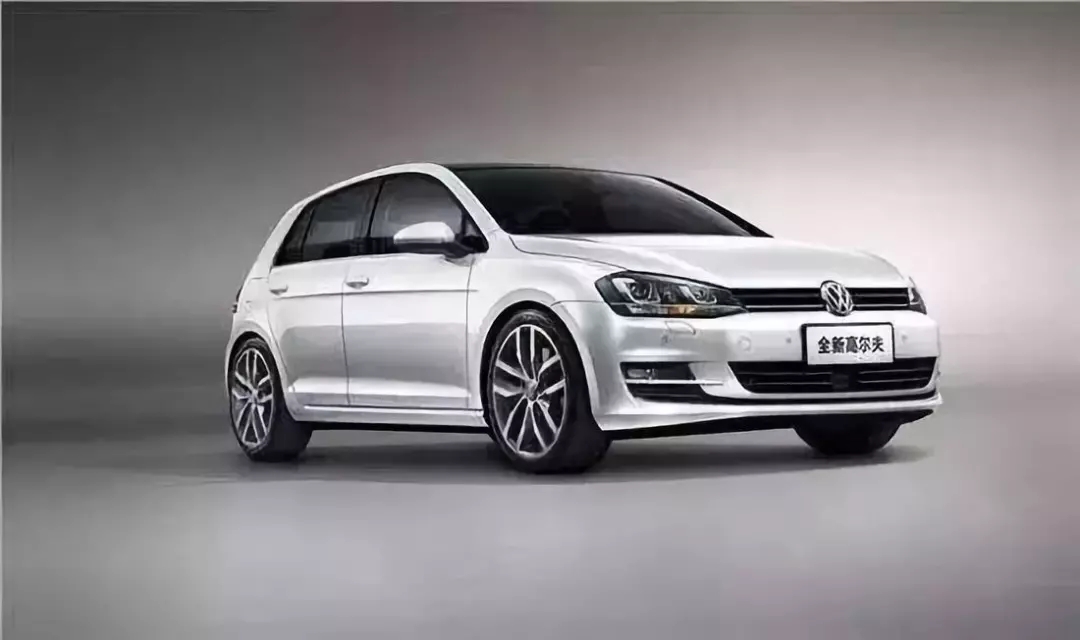 高爾夫8實車曝光！表情更兇狠，車身明顯增長！