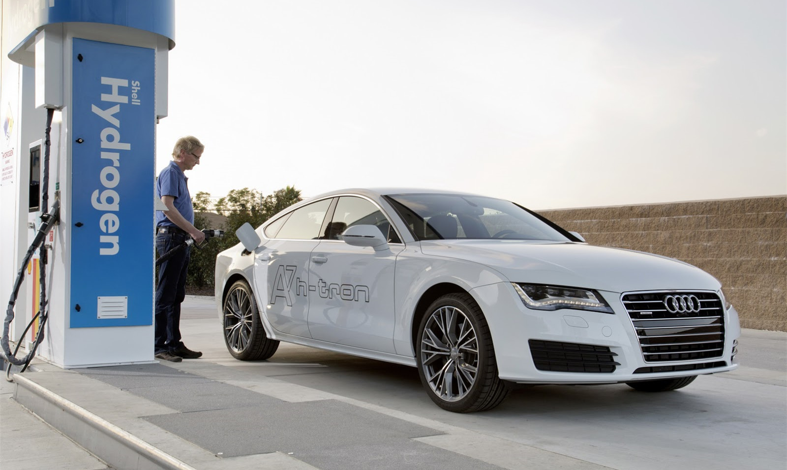 纯电动和氢燃料电池汽车，哪个才是真正的新能源？