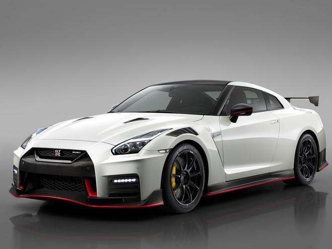 炸街利器 日產(chǎn)GT-R NISMO官圖曝光