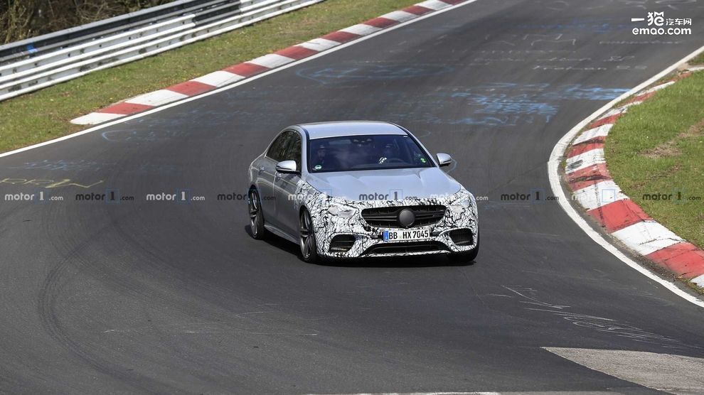 年底或明年初亮相 2021款梅賽德斯-AMG E63現(xiàn)身紐北