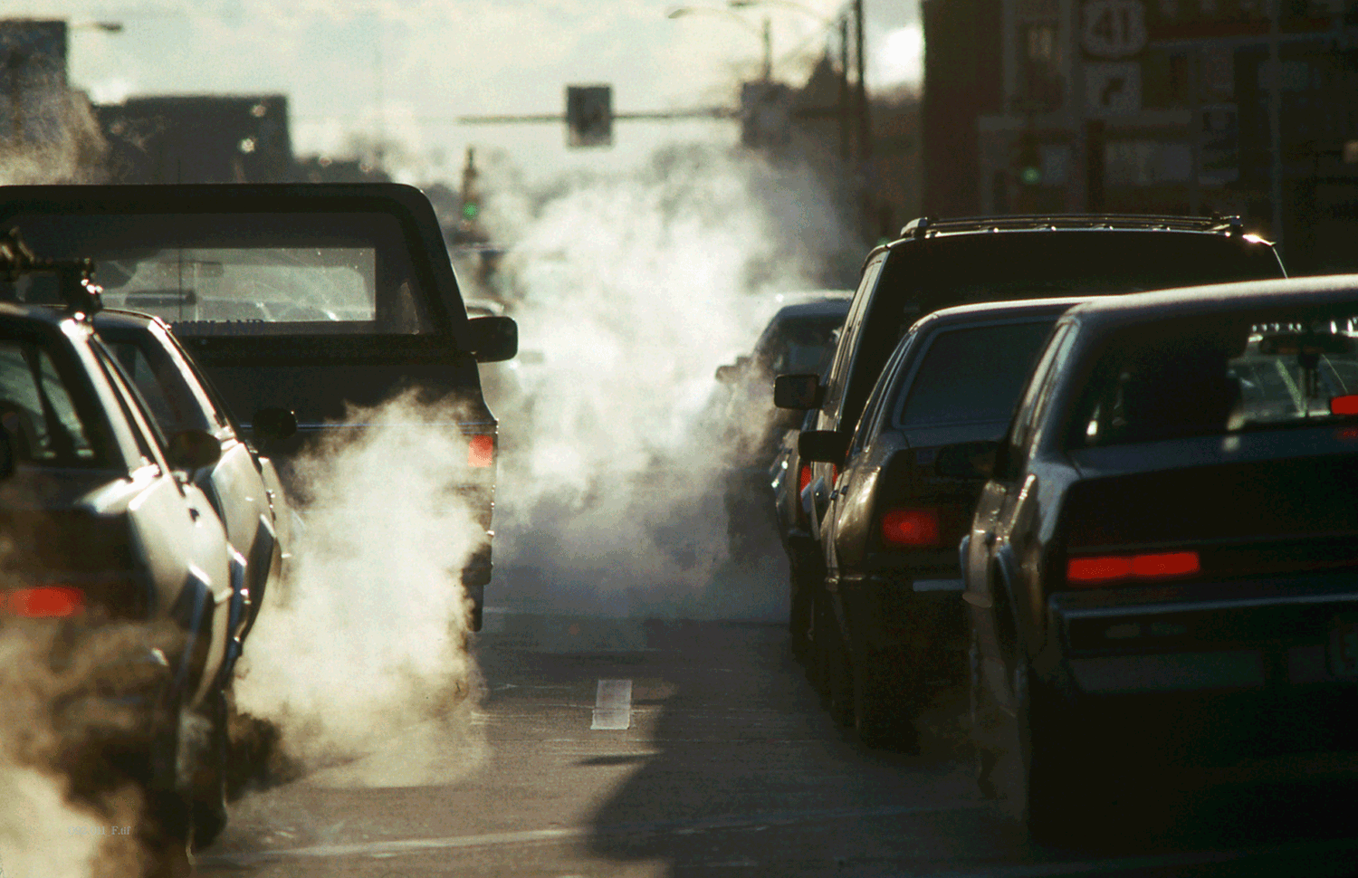 普拉多败国六、燃油车2050年或遭“团灭”，你的车还能开多久