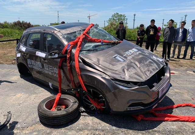 靠飛機扔汽車出奇制勝？這樣的作秀消費者不需要！