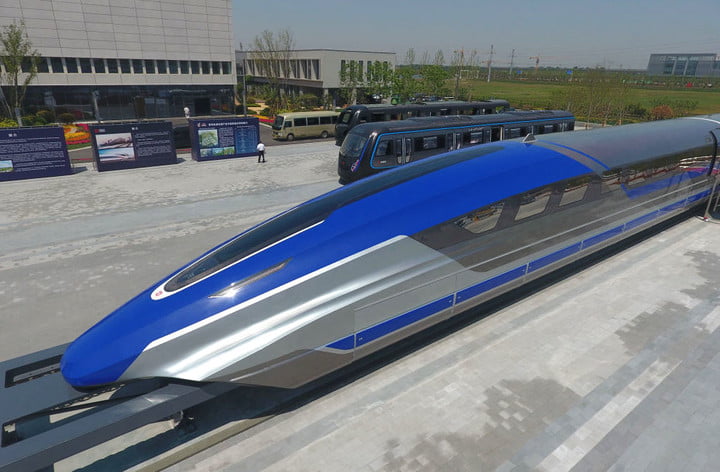 600km/h的中国磁悬浮列车在山东正式下线，外媒的评价良好