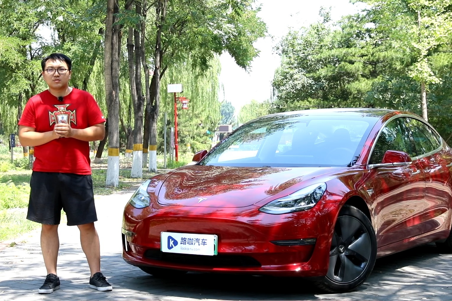 土豪的社交工具？賈佳聊特斯拉Model 3消費(fèi)觀