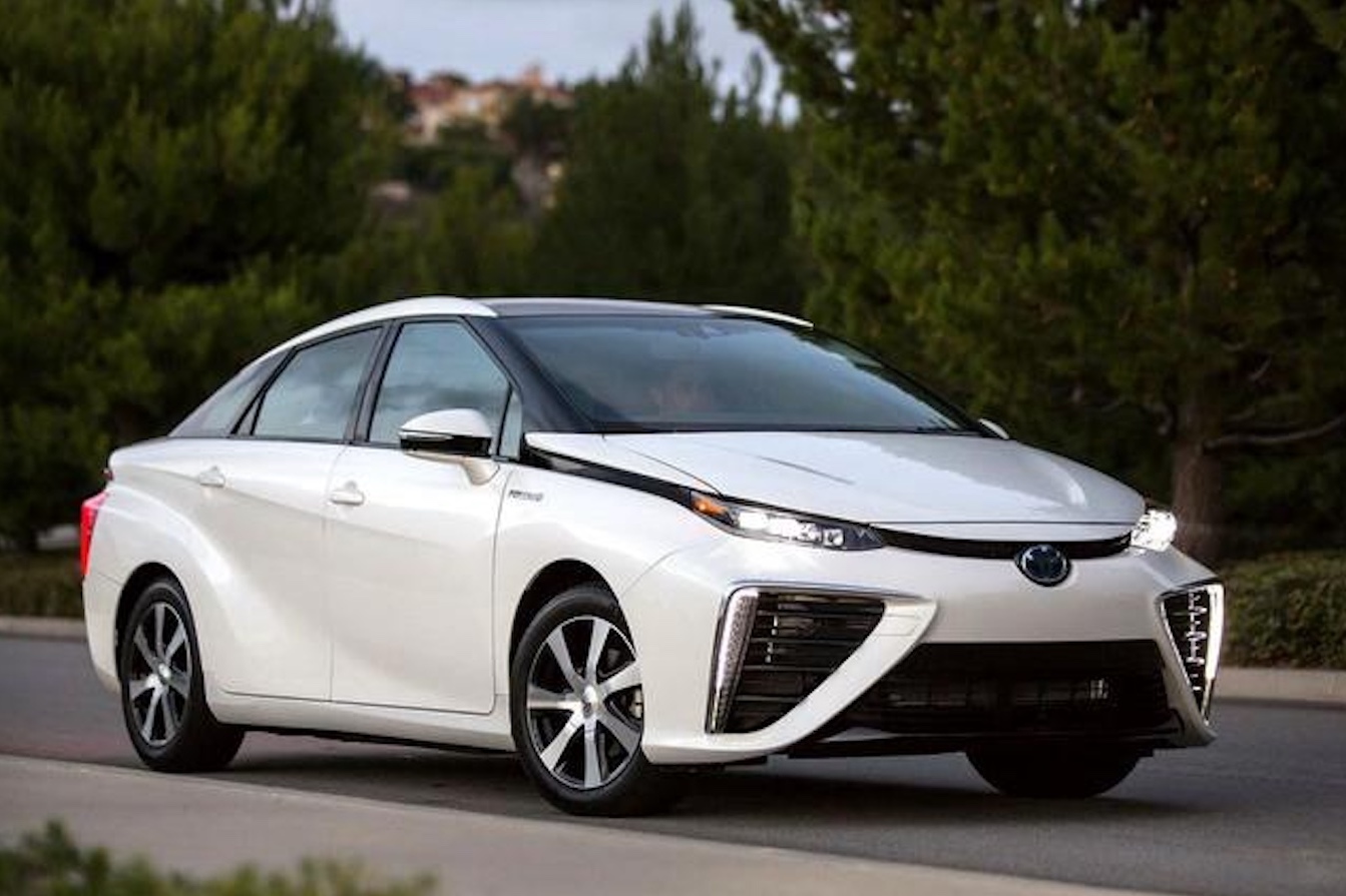 豐田Mirai，加氫3分鐘，續(xù)航500KM，需求量還挺大？