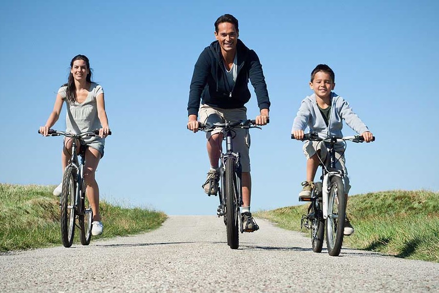 全球十大顶级自行车品牌FRW辐轮王谈学生儿童骑自行车