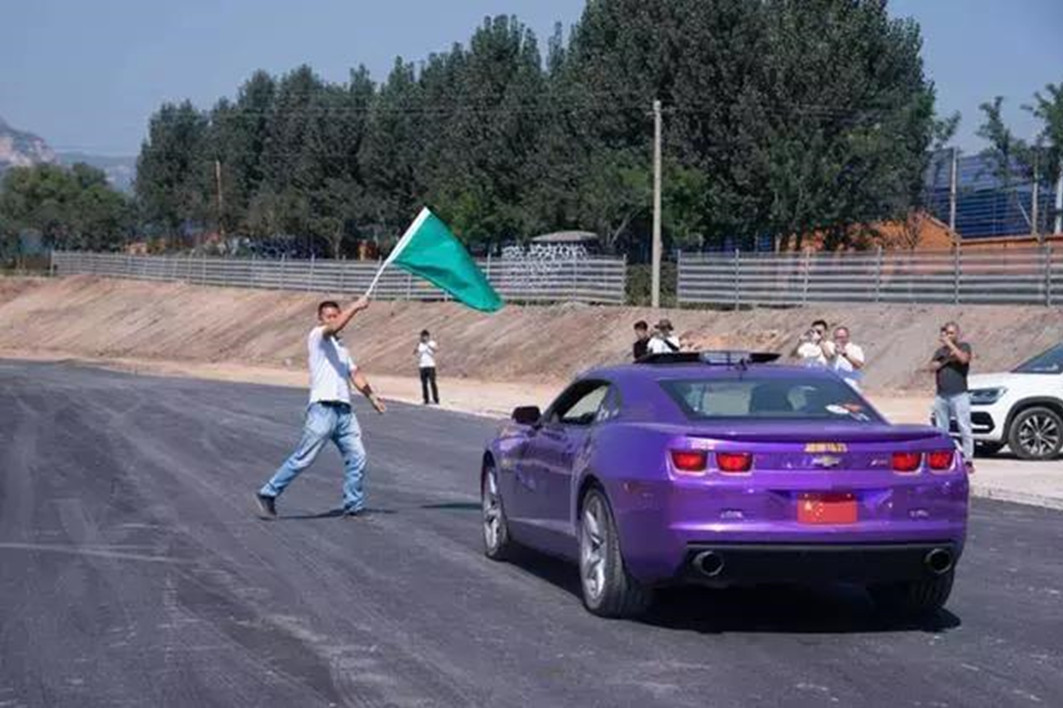 下賽道的都是土豪車手有錢人？老司機(jī)：還活在上個世紀(jì)？