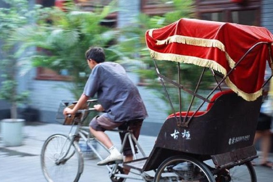 北京胡同里的那些事兒、那些人和那些車