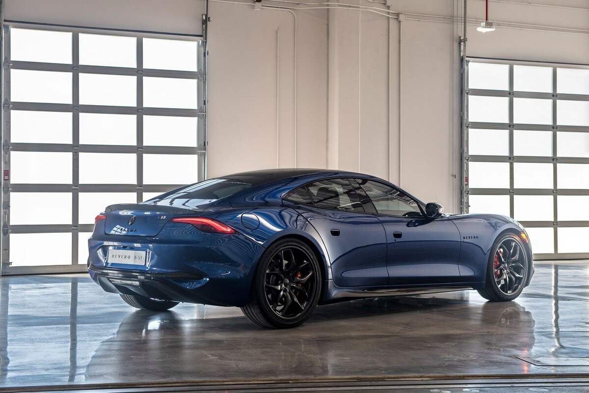 百公里3.9秒內 2020 Karma Revero GTS