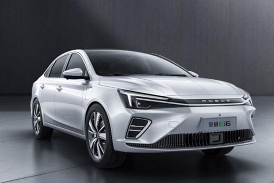 路咖與車：續(xù)航600km的榮威Ei6 要與特斯拉搶市場？