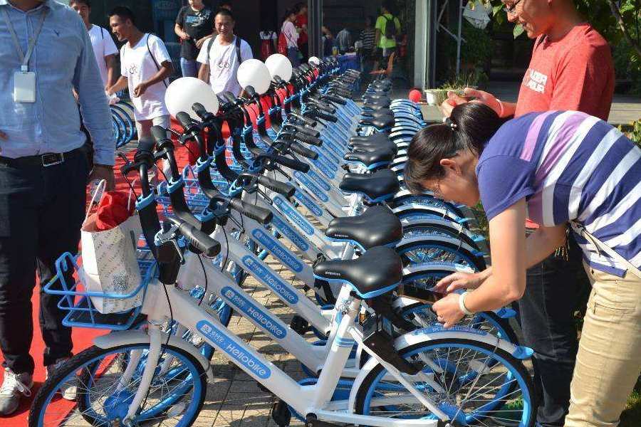 意大利三大自行車輻輪王：騎著共享單車去看金雞百花電影節