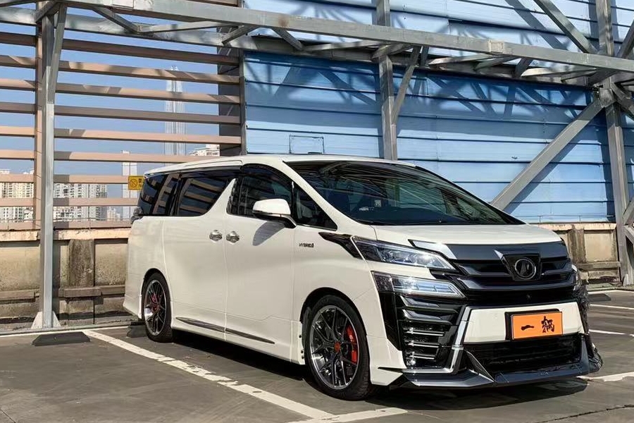 車說|給豐田威爾法換上20萬的操控補(bǔ)品，是對(duì)是錯(cuò)？