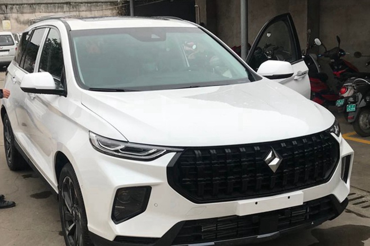 寶駿RS-7實車再次現身,尺寸超漢蘭達,配1.5T