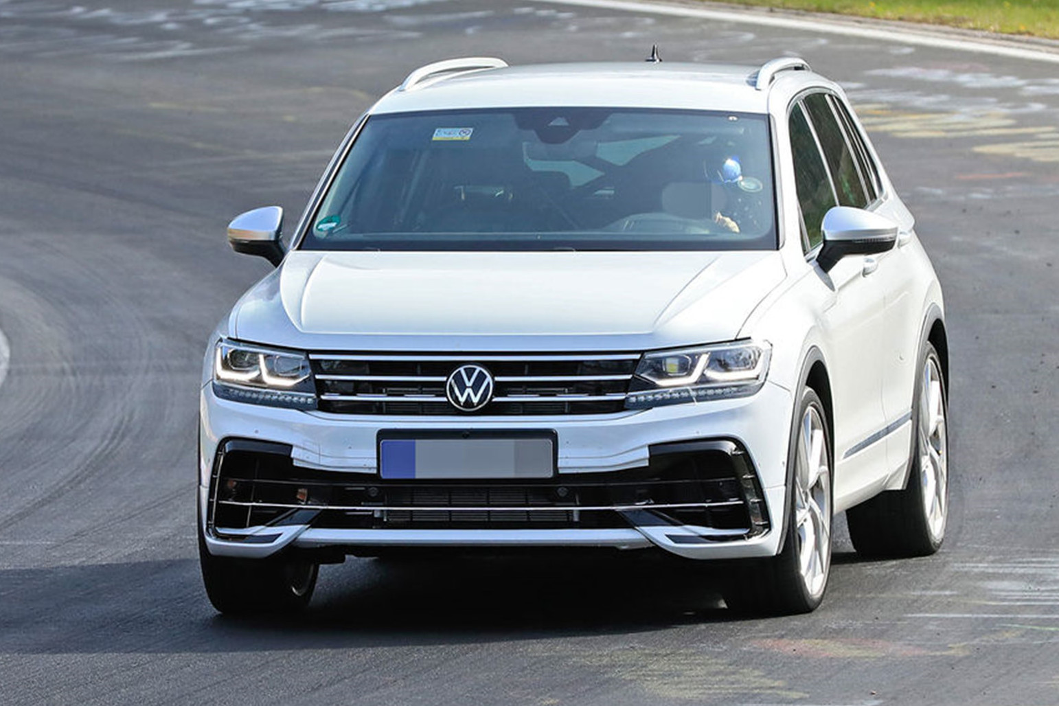 改款Tiguan R路试谍照曝光