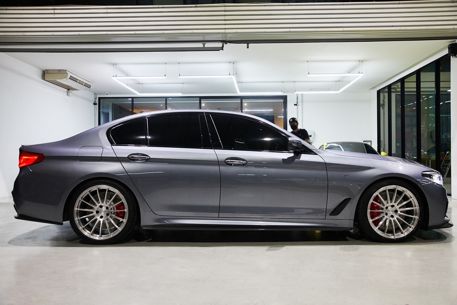 關(guān)于BMW G30改裝M Performance剎車(chē)套件
