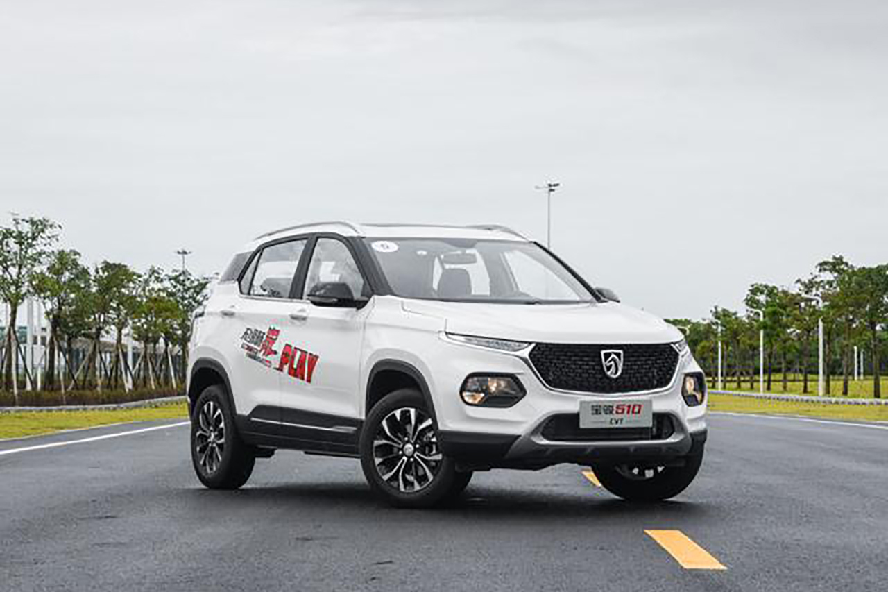 這臺(tái)SUV3年賣(mài)90萬(wàn)臺(tái)，月薪5000可入手，騎啥電動(dòng)車(chē)