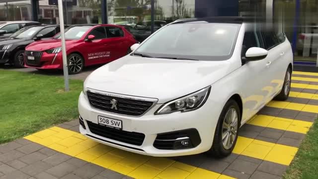這輛旅行車顏值很不賴，實拍標(biāo)致308 SW
