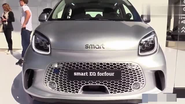 續(xù)航450公里實(shí)拍2020款Smart EQ ForFour