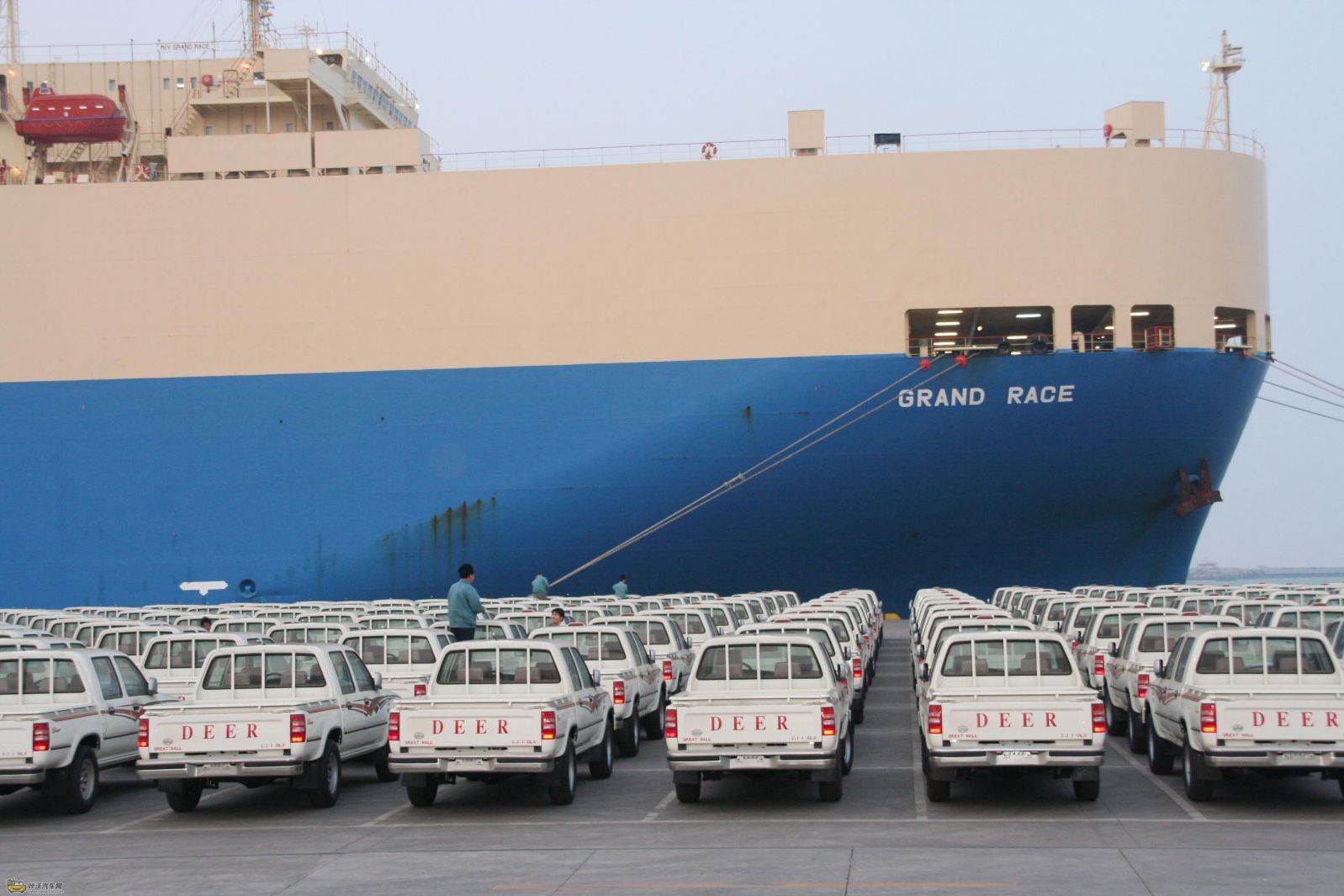 長城汽車總裁王鳳英兩會建議：制定中國汽車“走出去”國家戰(zhàn)略！