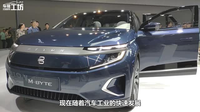 又一帥氣SUV即將上市！外觀堪比概念車，還自帶“電視機(jī)”