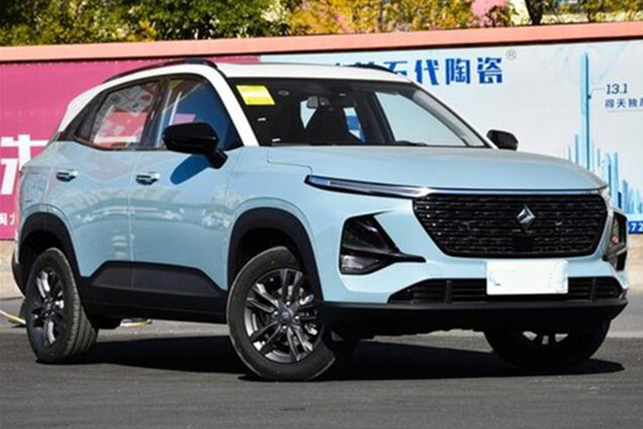 新宝骏RS-3新车测评，七万出头就浑身科技的小型SUV