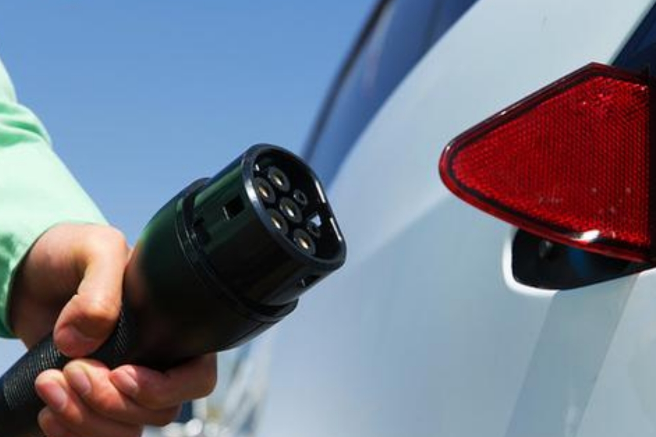 2030年海南全省将不再销售燃油汽车