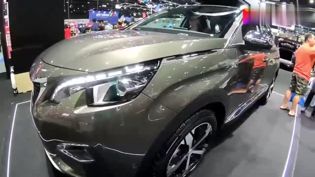 2020款標(biāo)致3008驚艷亮相，打開車門看到內(nèi)飾，給個不心動的理由