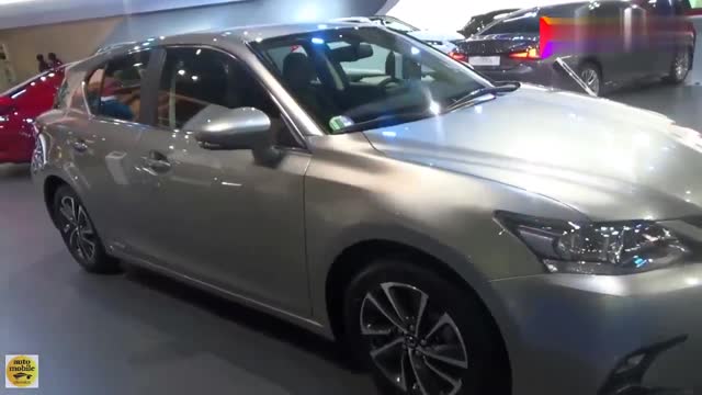 雷克薩斯CT200h混動(dòng)版展示，坐進(jìn)車內(nèi)那刻，我瞬間心動(dòng)了！