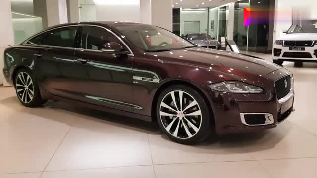 捷豹XJ50到店，坐進(jìn)車內(nèi)那一刻，我心動(dòng)了