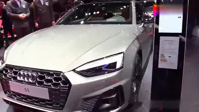 2020款?yuàn)W迪S5 Coupe驚艷登場(chǎng)，打開(kāi)車門看過(guò)配置，給個(gè)不心動(dòng)理由